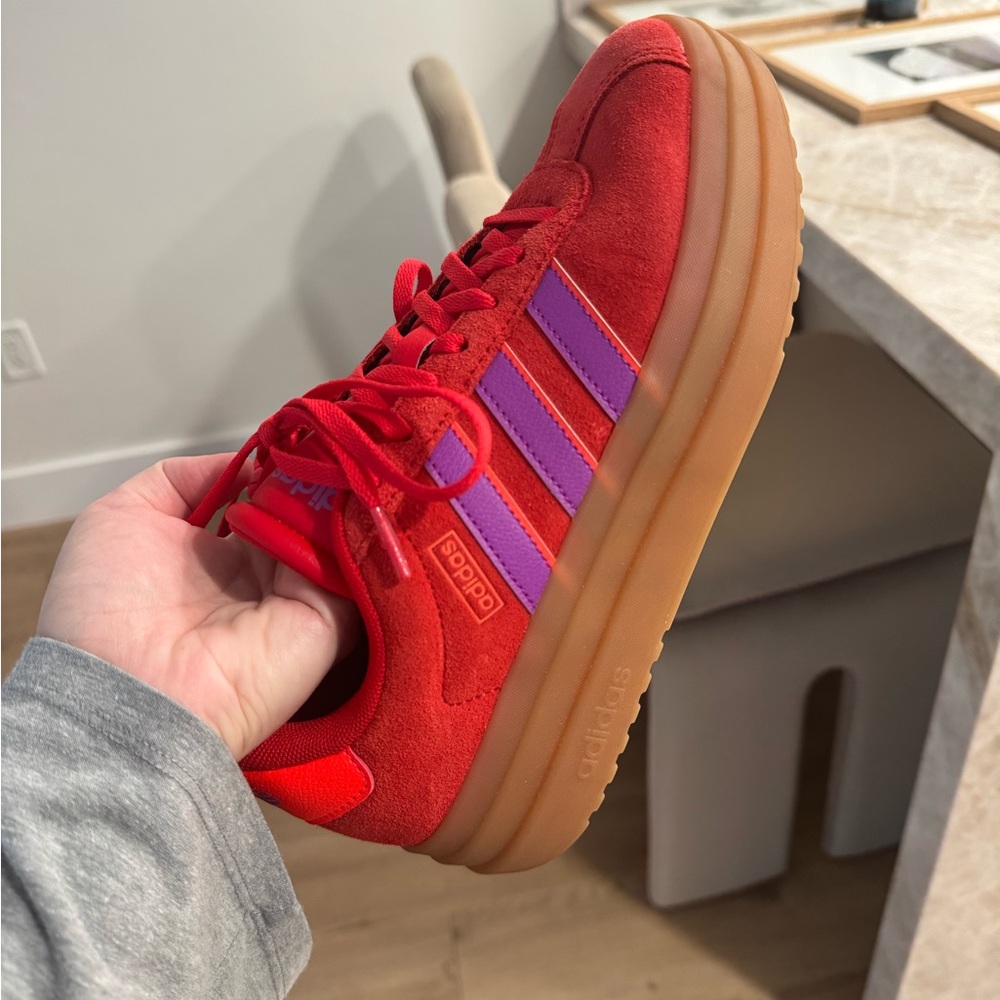 WOMEN'S ADIDAS VL COURT 3.0 BOLD PLATFORM SNEAKERS